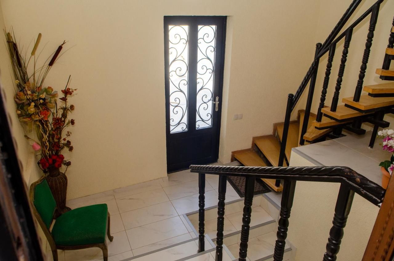 Отель Hotel S.R Тбилиси-43