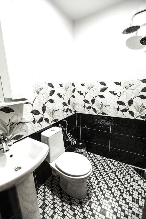 Отель Hotel S.R Тбилиси