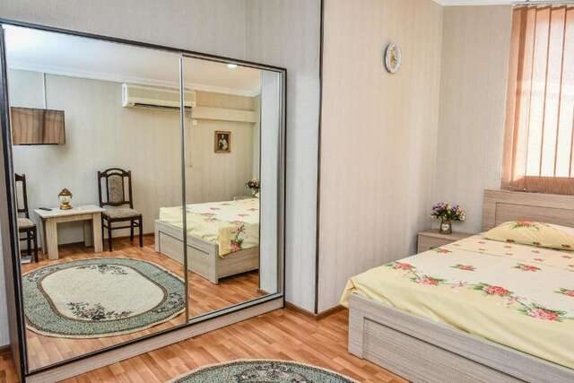 Отель Hotel S.R Тбилиси-57