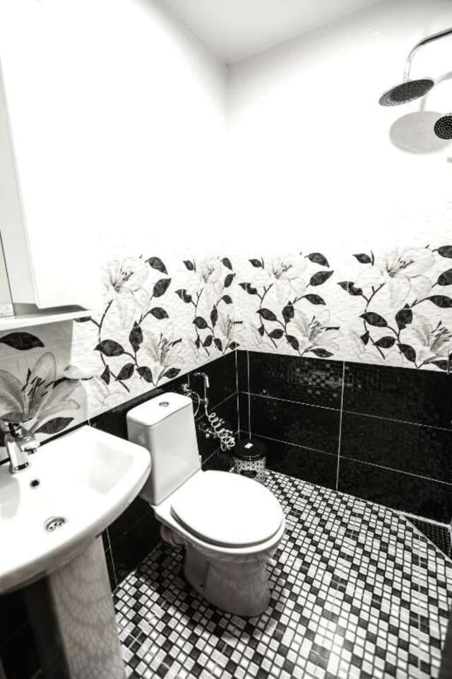 Отель Hotel S.R Тбилиси-74